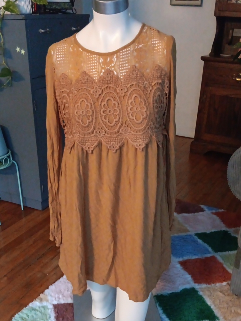 Boho Lace Yoke Long Sleeve Tunic in Mustard